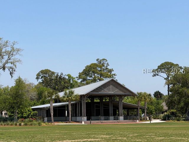 10 S Forest Beach Dr Apt 104, Hilton Head Island, SC 29928