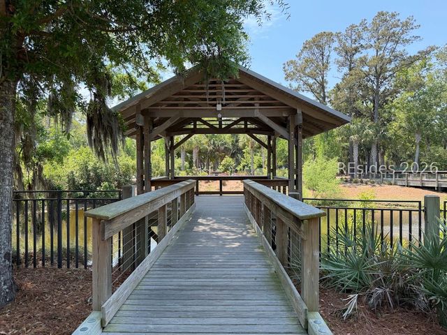 10 S Forest Beach Dr Apt 104, Hilton Head Island, SC 29928