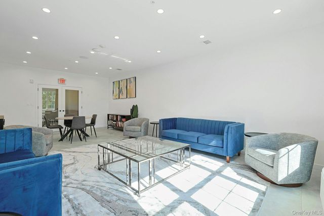 962 S Route 9W 103, Congers, NY 10920