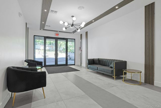 962 S Route 9W 103, Congers, NY 10920