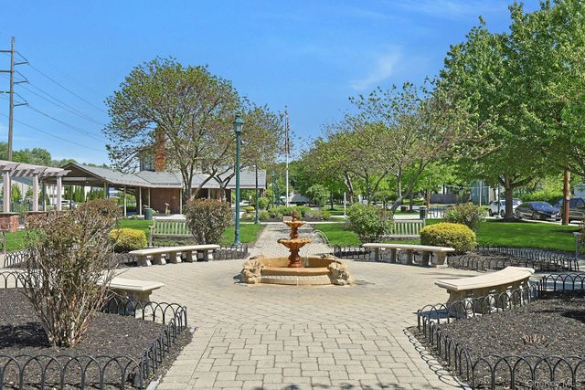 962 S Route 9W 103, Congers, NY 10920