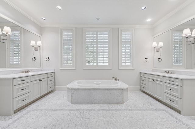 7 Leisure Lane, Bunker Hill Village, TX 77024