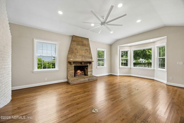 1579 ALEXANDRIA Place N, Jacksonville, FL 32207