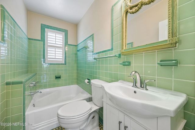 1579 ALEXANDRIA Place N, Jacksonville, FL 32207