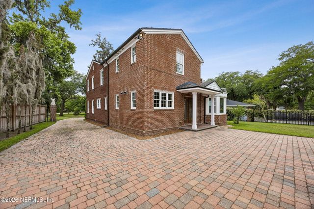 1579 ALEXANDRIA Place N, Jacksonville, FL 32207