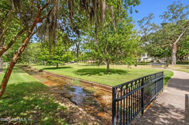 1579 ALEXANDRIA Place N, Jacksonville, FL 32207
