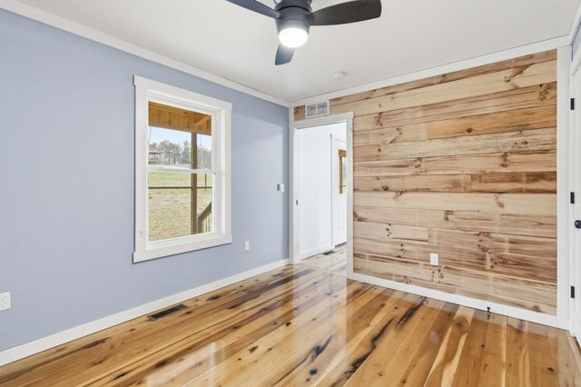 360 Pumpkin Creek Circle, Jamestown, KY 42629