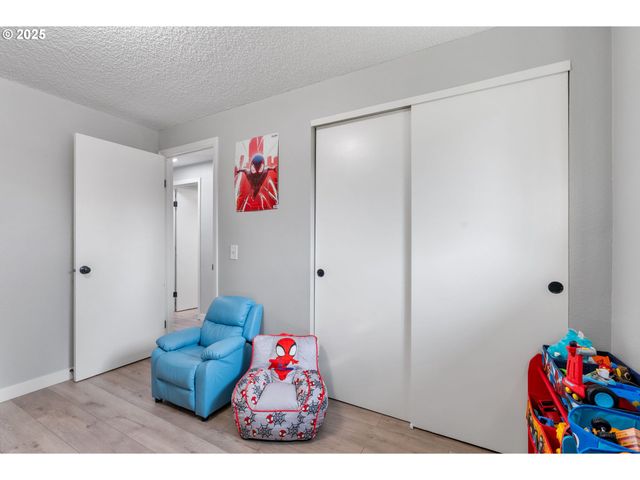 310 W BROADWAY St, Goldendale, WA 98620