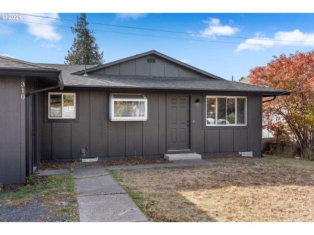 310 W BROADWAY St, Goldendale, WA 98620