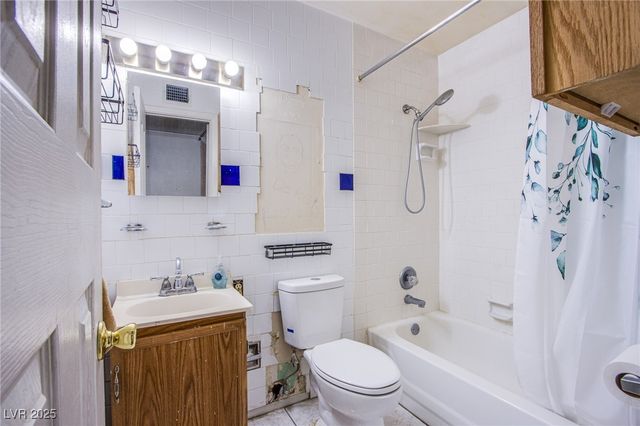 6225 Arlington Avenue, Las Vegas, NV 89107