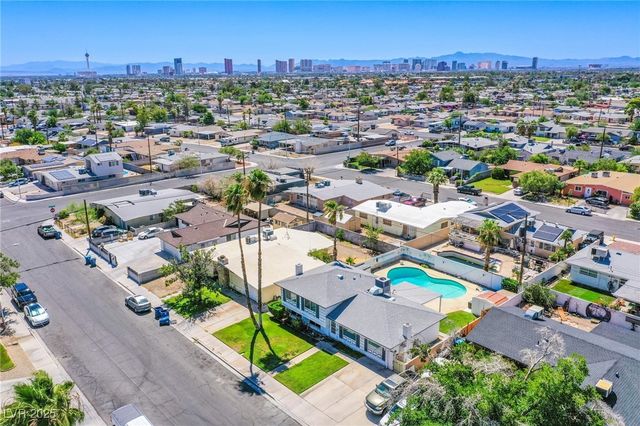 6225 Arlington Avenue, Las Vegas, NV 89107