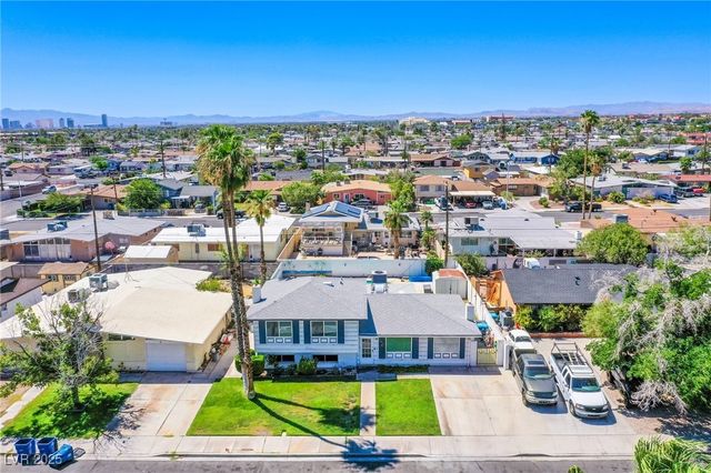 6225 Arlington Avenue, Las Vegas, NV 89107