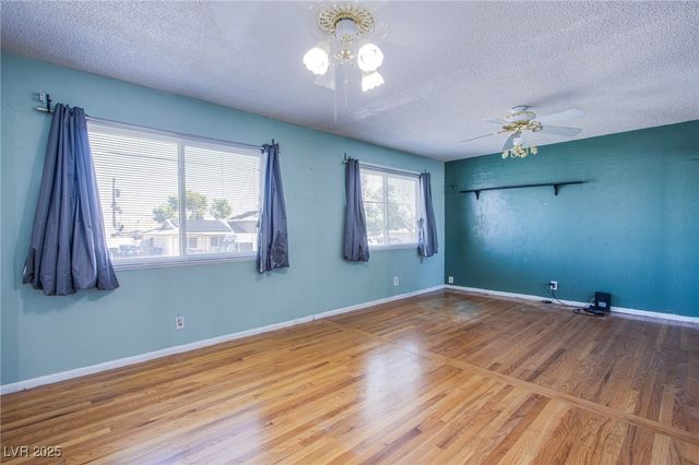 6225 Arlington Avenue, Las Vegas, NV 89107