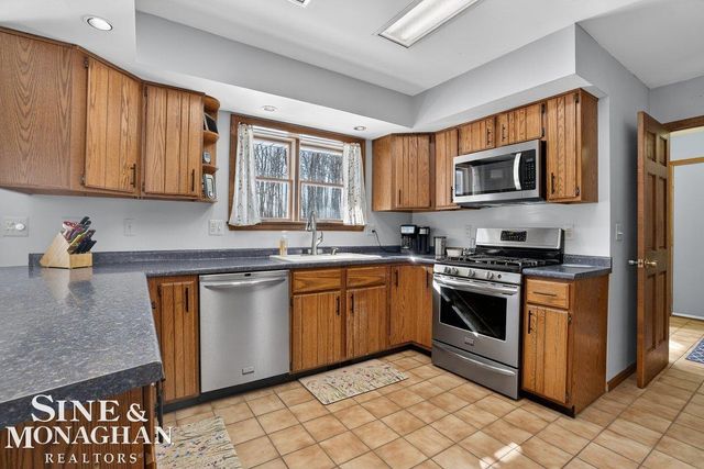 745 Victorian Woods Court, Marysville, MI 48040