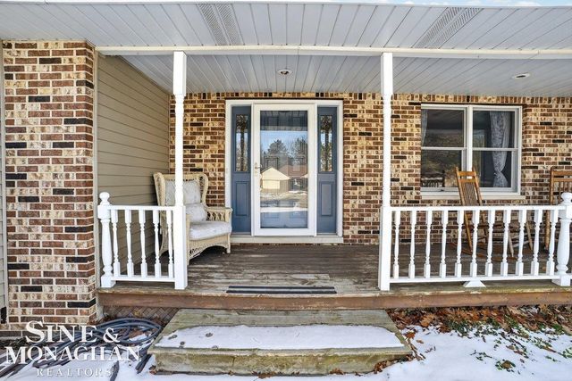 745 Victorian Woods Court, Marysville, MI 48040