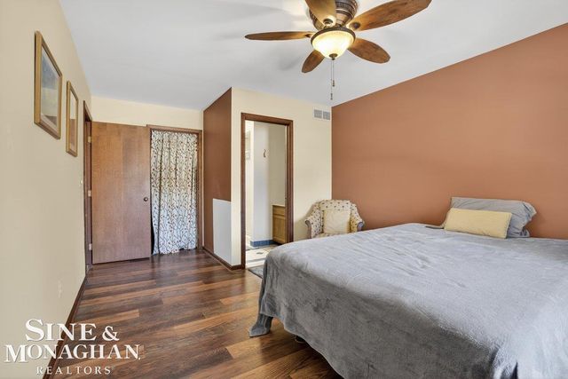 745 Victorian Woods Court, Marysville, MI 48040