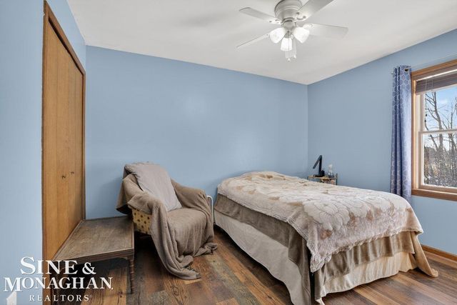 745 Victorian Woods Court, Marysville, MI 48040