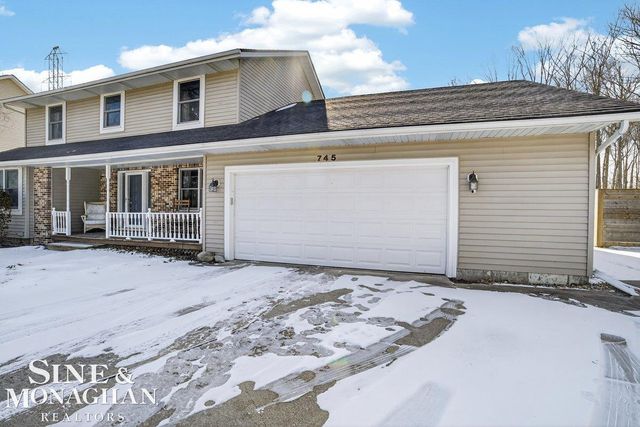 745 Victorian Woods Court, Marysville, MI 48040