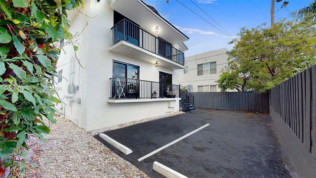 329 SW 9th Ave, Miami, FL 33130