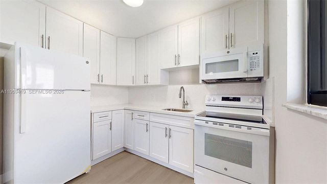 329 SW 9th Ave, Miami, FL 33130