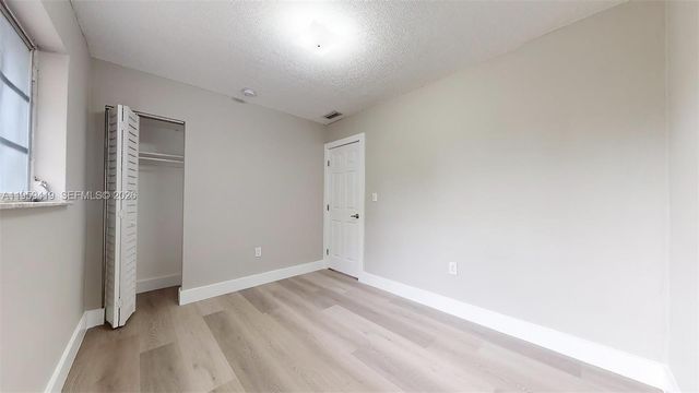 329 SW 9th Ave, Miami, FL 33130