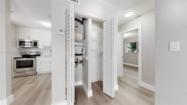 329 SW 9th Ave, Miami, FL 33130