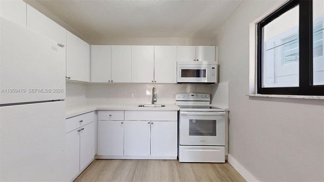 329 SW 9th Ave, Miami, FL 33130