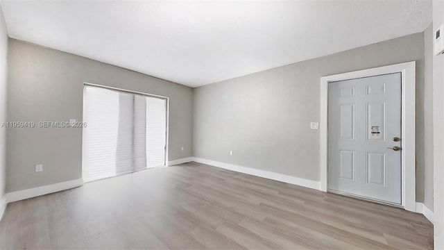 329 SW 9th Ave, Miami, FL 33130