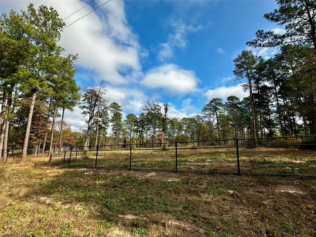 15238 Crape Myrtle Lane, Navasota, TX 77868