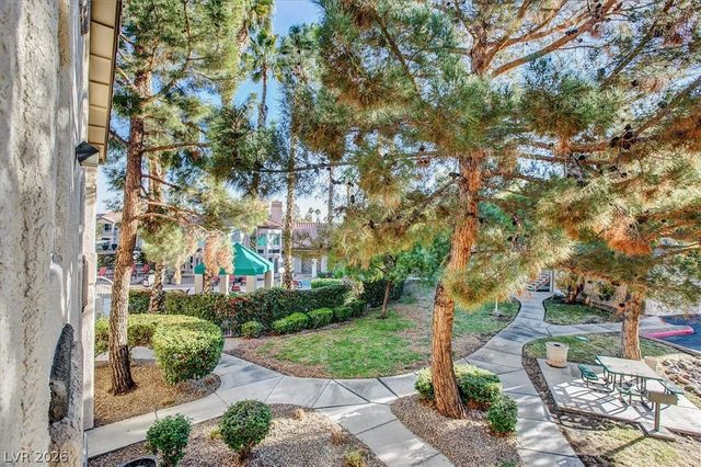 75 North Valle Verde Drive 1821, Henderson, NV 89074