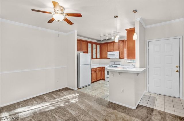 75 North Valle Verde Drive 1821, Henderson, NV 89074