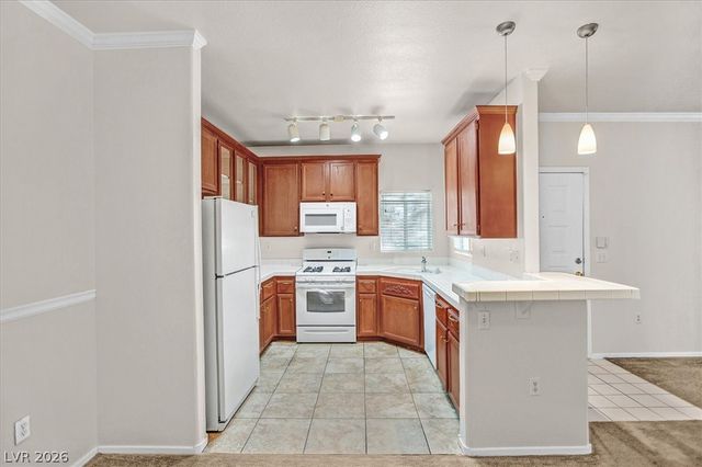 75 North Valle Verde Drive 1821, Henderson, NV 89074