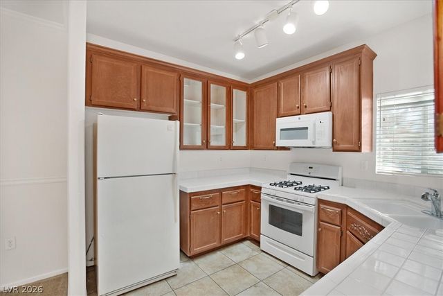 75 North Valle Verde Drive 1821, Henderson, NV 89074