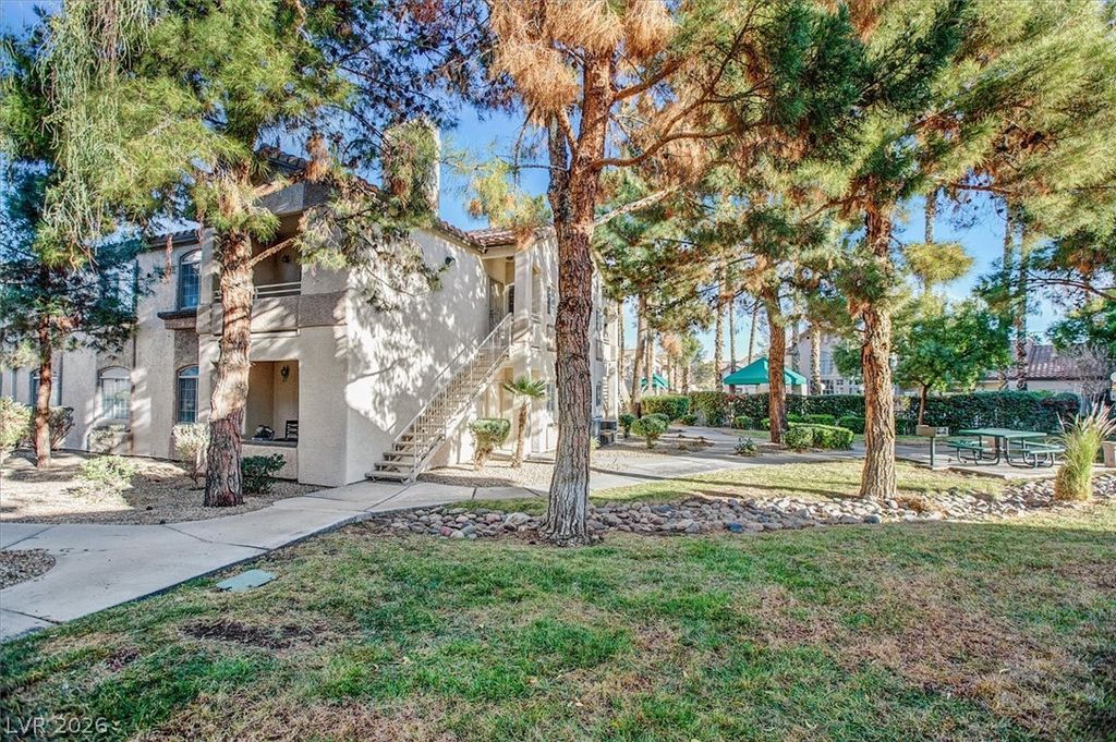 75 North Valle Verde Drive 1821, Henderson, NV 89074