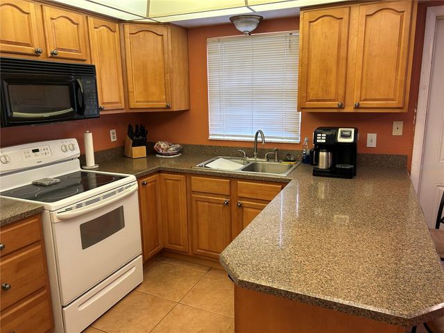 8465 CALAIS N, Pinellas Park, FL 33781