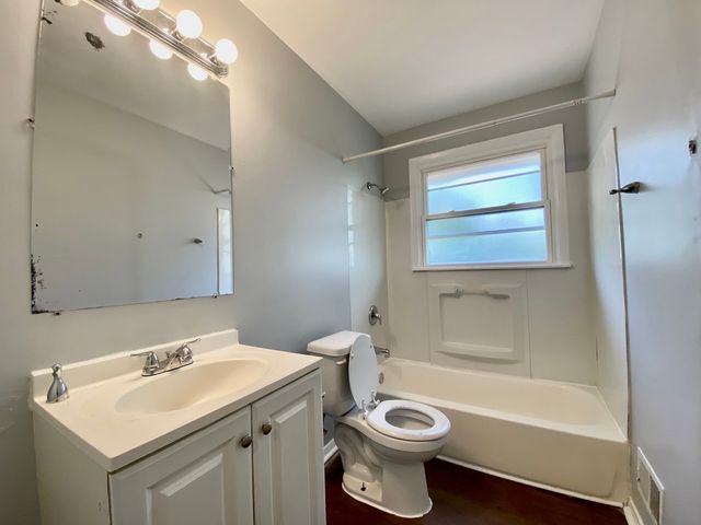 3324 Laurel Lane, Hazel Crest, IL 60429