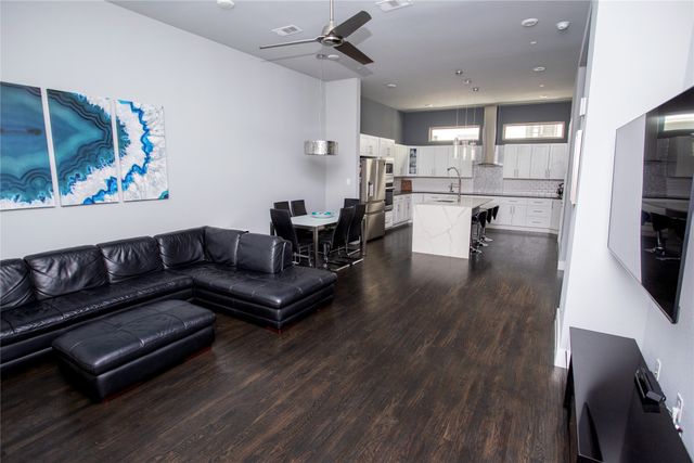 3170 Carmel Street 105, Dallas, TX 75204