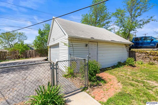 1948 S 15 Street, Omaha, NE 68108