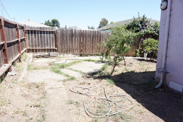 2950 68th Avenue, Oakland, CA 94605