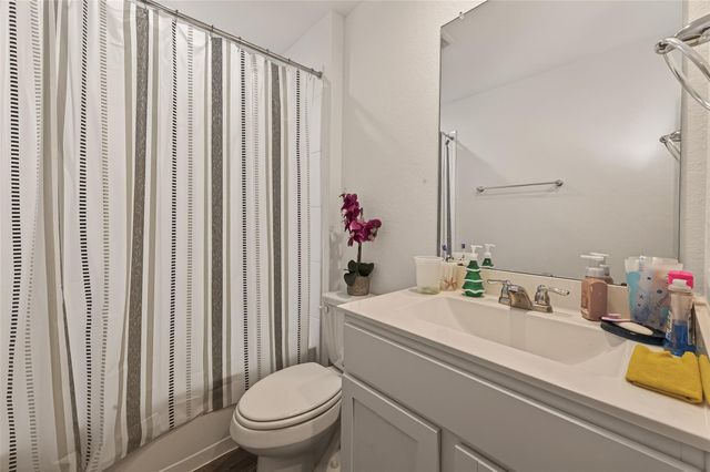 1102 Rayburn Drive, Rosharon, TX 77583