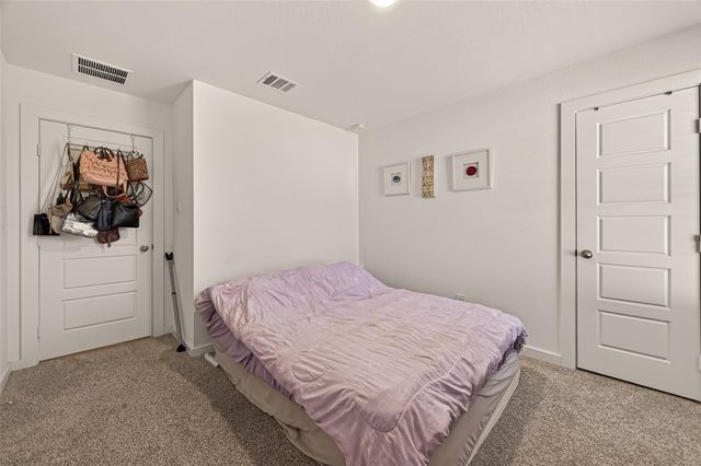 1102 Rayburn Drive, Rosharon, TX 77583