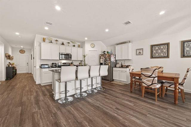 1102 Rayburn Drive, Rosharon, TX 77583