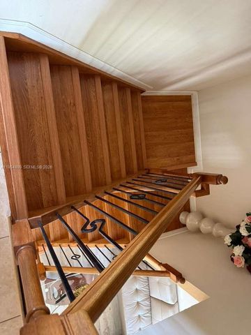 4481 NW 163rd St, Miami Gardens, FL 33054