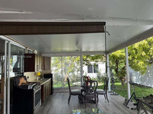 4481 NW 163rd St, Miami Gardens, FL 33054