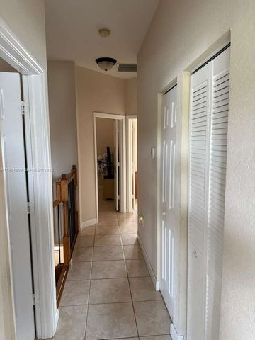 4481 NW 163rd St, Miami Gardens, FL 33054