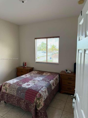 4481 NW 163rd St, Miami Gardens, FL 33054