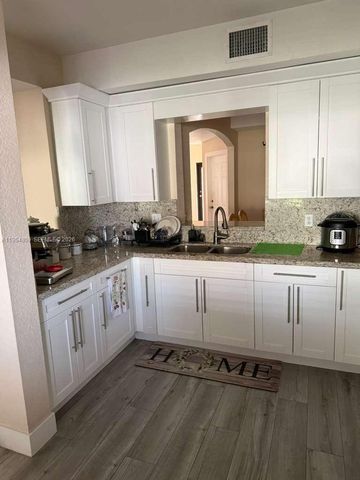 4481 NW 163rd St, Miami Gardens, FL 33054