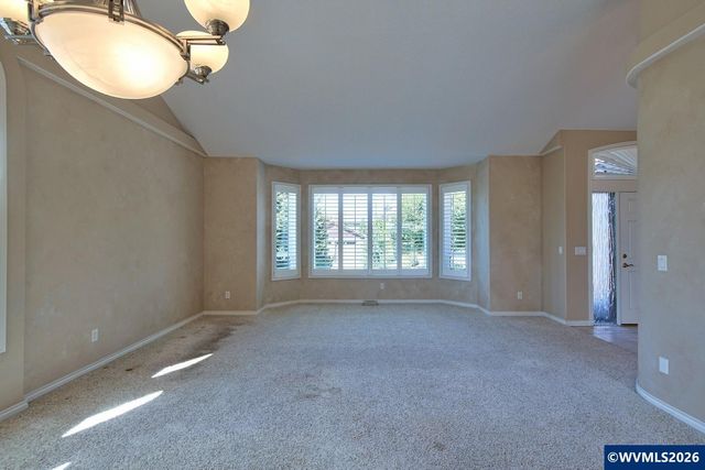 2896 Mapleleaf Ct NW, Salem, OR 97304