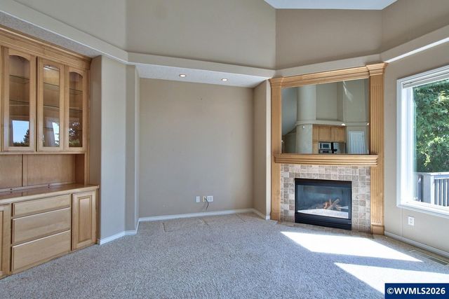 2896 Mapleleaf Ct NW, Salem, OR 97304