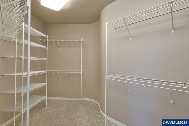 2896 Mapleleaf Ct NW, Salem, OR 97304